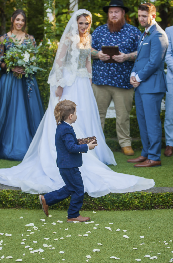 Creative wedding photographer in Auckland, Digital Sublime Studio, f8.co.nz