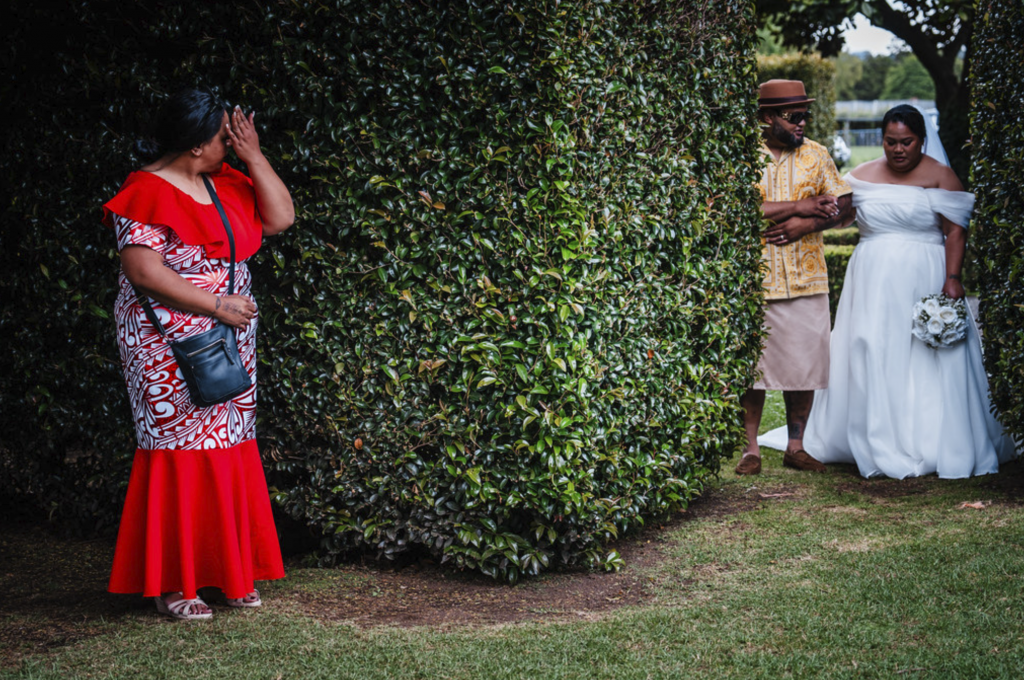 Creative wedding photographer in Auckland, Digital Sublime Studio, f8.co.nz