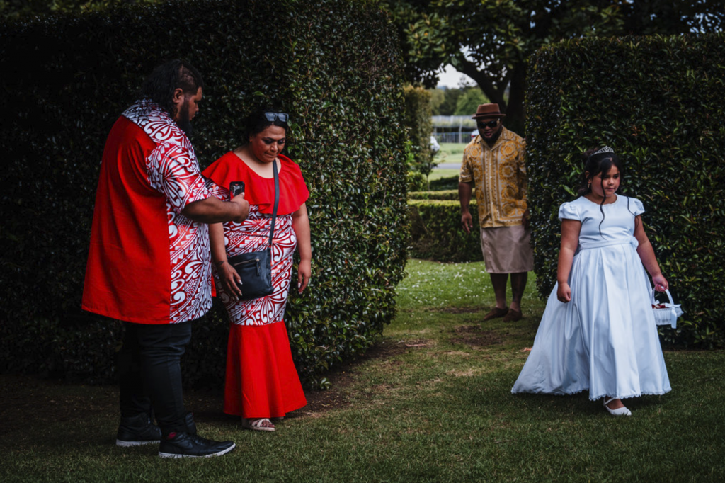 Creative wedding photographer in Auckland, Digital Sublime Studio, f8.co.nz